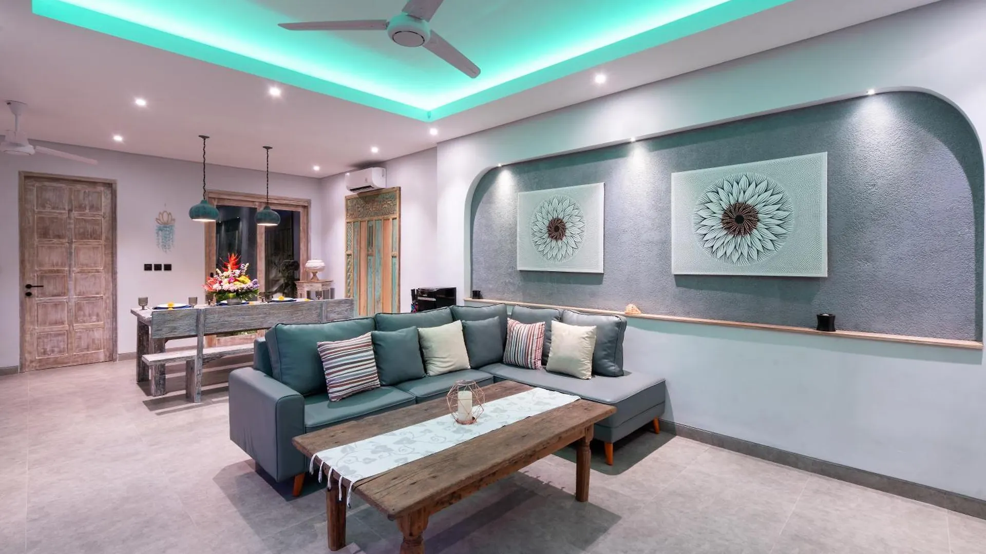 Villa Indah Legian Indonesien