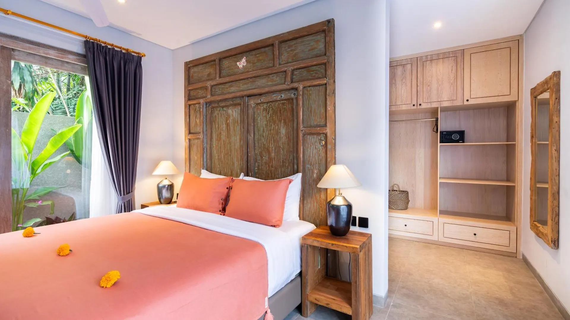Villa Indah Legian